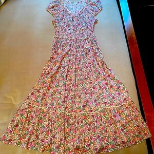 Old Navy women’s flower dress